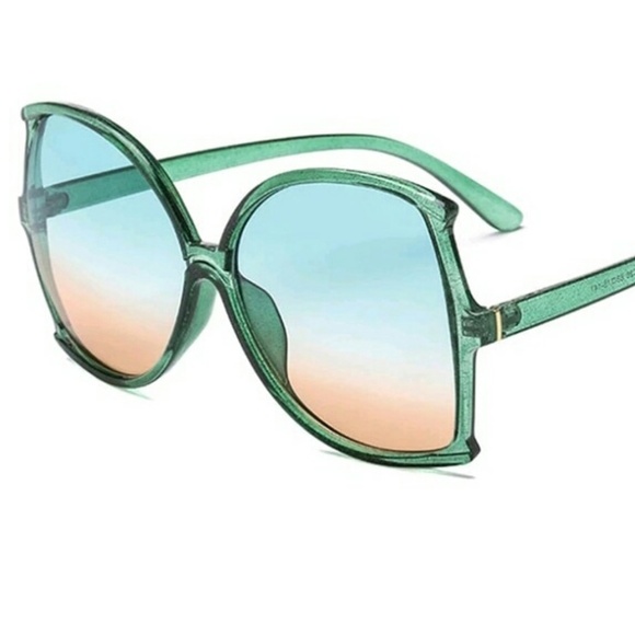 Accessories - Women Sunglasses